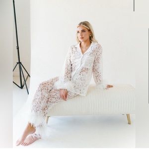 Bon Viviana Lovelace pajama set